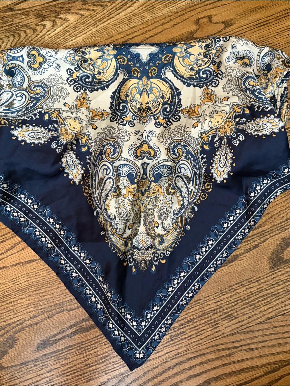 eesome Navy, Gold and Cream Paisley Accent Bandana Top